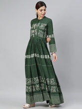 Women Olive Green Floral Printed Kurta